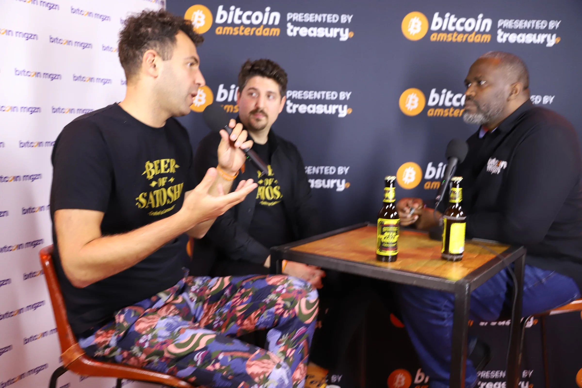 Beer of Satoshi im Gespräch mit Bitcoin Magazine bei Bitcoin Amsterdam